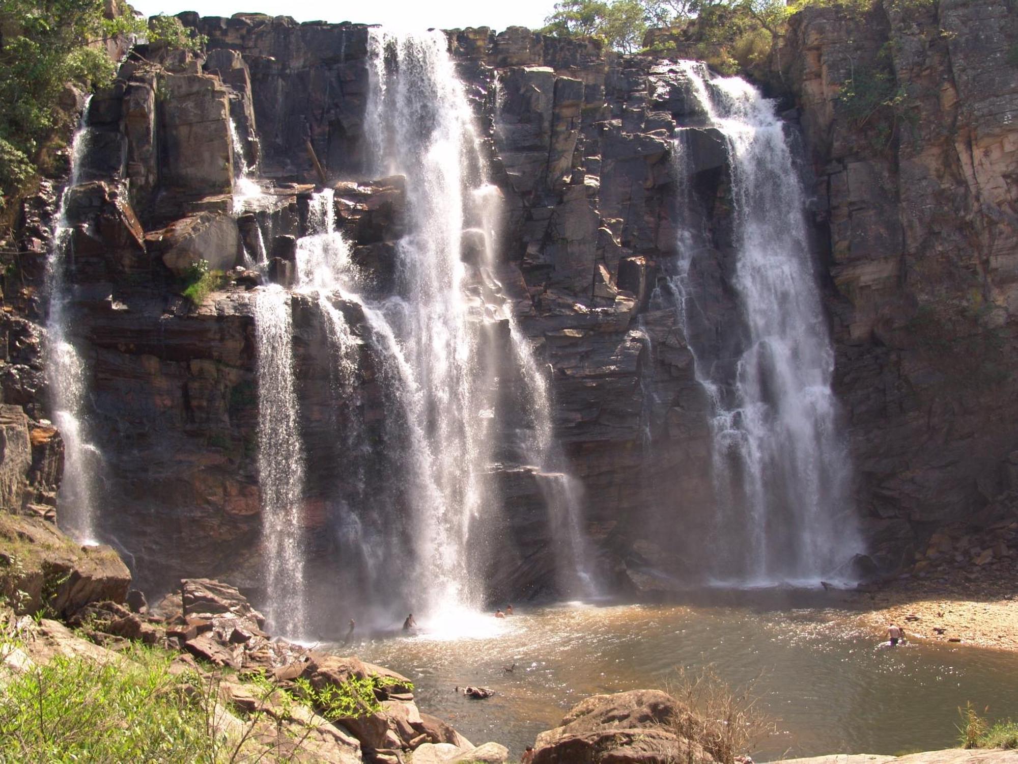 Salto Corumba Hotel Camping Clube Корумба-ди-Гояс Экстерьер фото